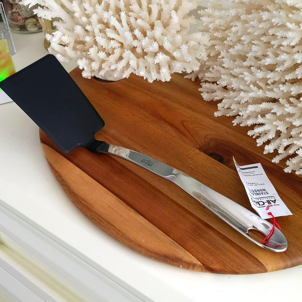 All-Clad - non stick spatula NWT! Won't last! 🔥❤️❤️❤️🔥🔥🔥🔥